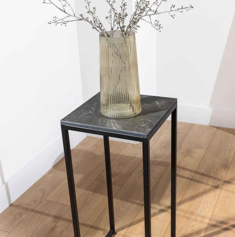 Grace-Stone-post.-nowy-aranż_01645_maly-RGB